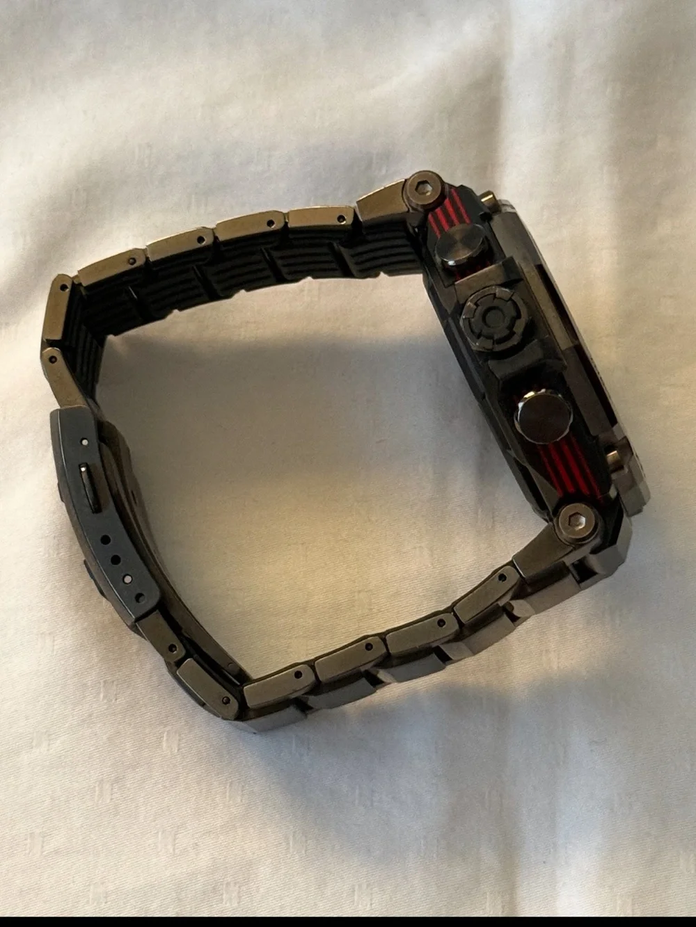 Casio G-Shock MT-G B2000YBD1